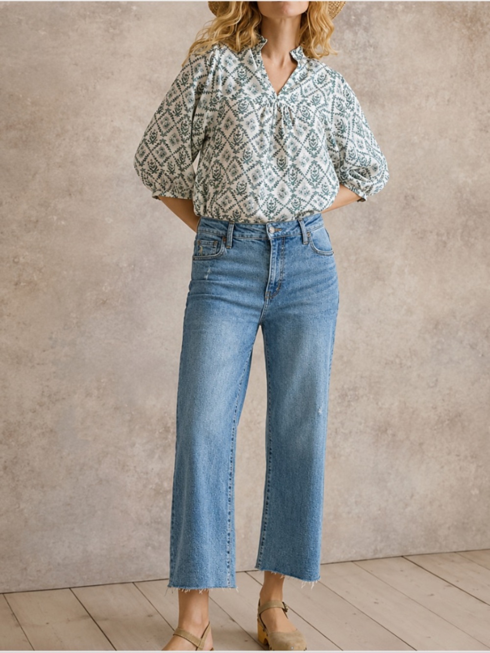 Oliver Logan Aberdeen Wide Leg Distressed Raw Hem Crop Denim Jeans Size‎ 27